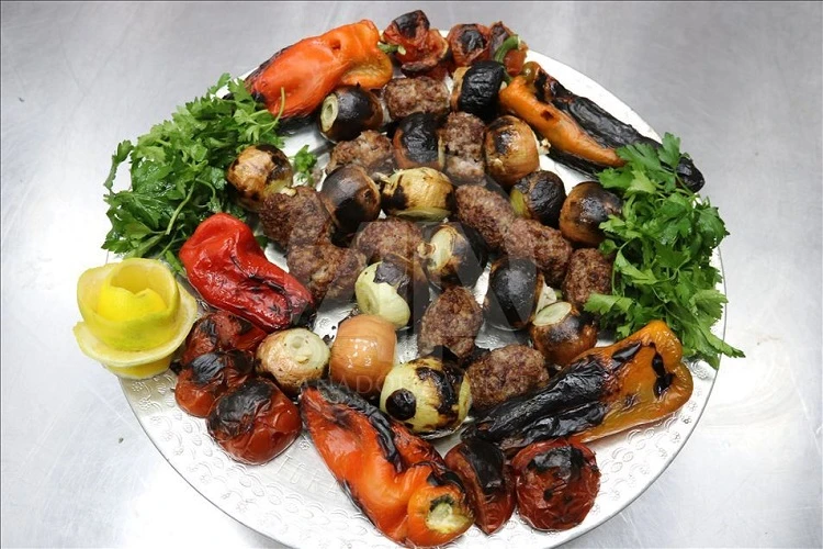 Soğan Kebap